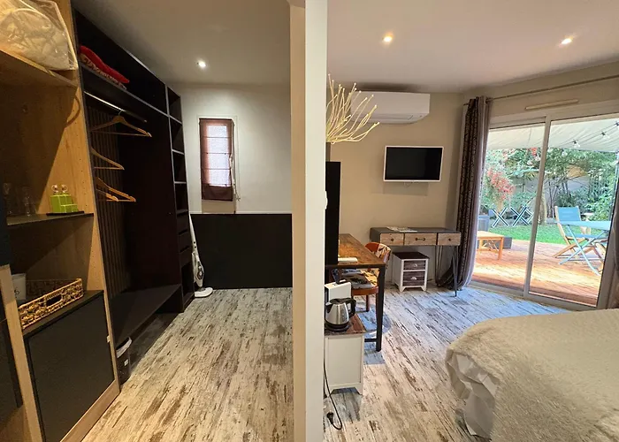 D'hotes Aquitaine فندق مبيت وإفطار Bretagne-de-Marsan